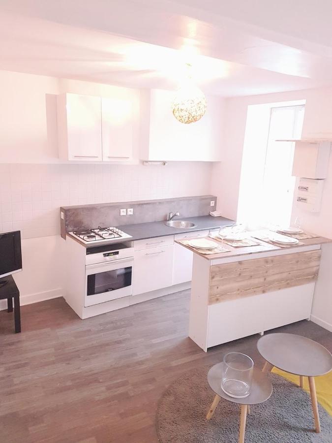 Charmant Logement A Vierzon Centre Exterior foto